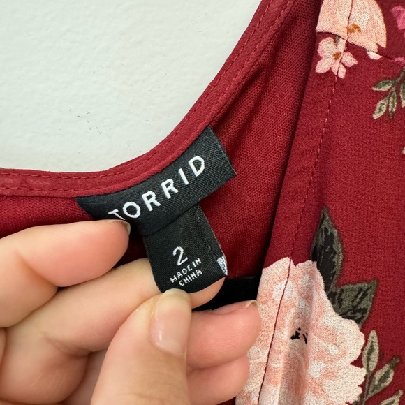 Faux Wrap Cold Shoulder Dress size 2 Torrid - Picture 4 of 5